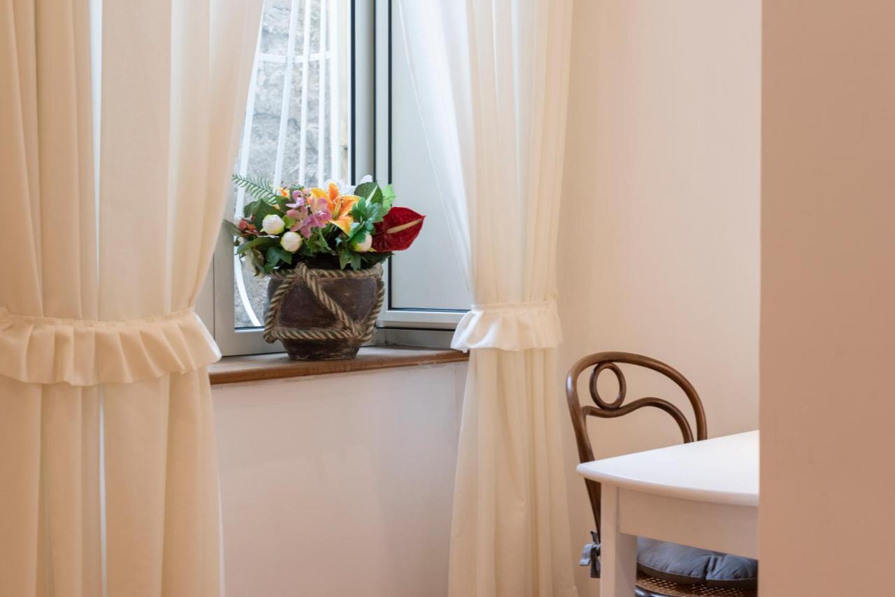 Pignatelli Rooms ナポリ エクステリア 写真